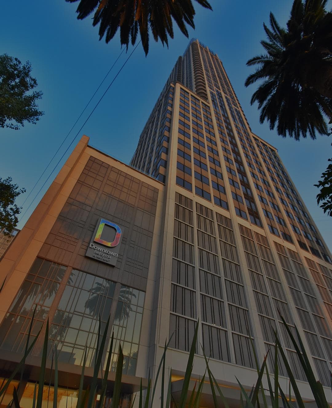 Vista de edificio oficinas Be Grand Reforma, Ciudad de México.