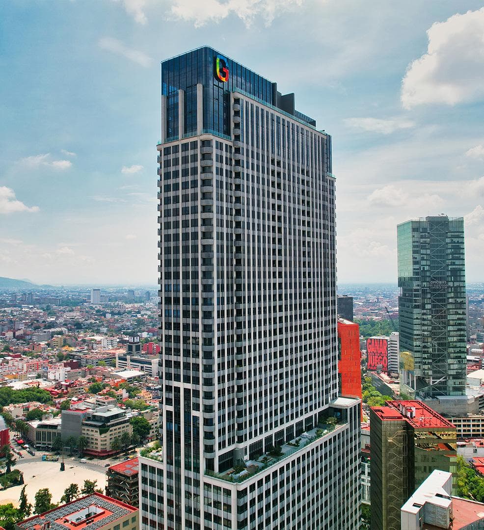 Vista exterior de torre residencial Be Grand Reforma.